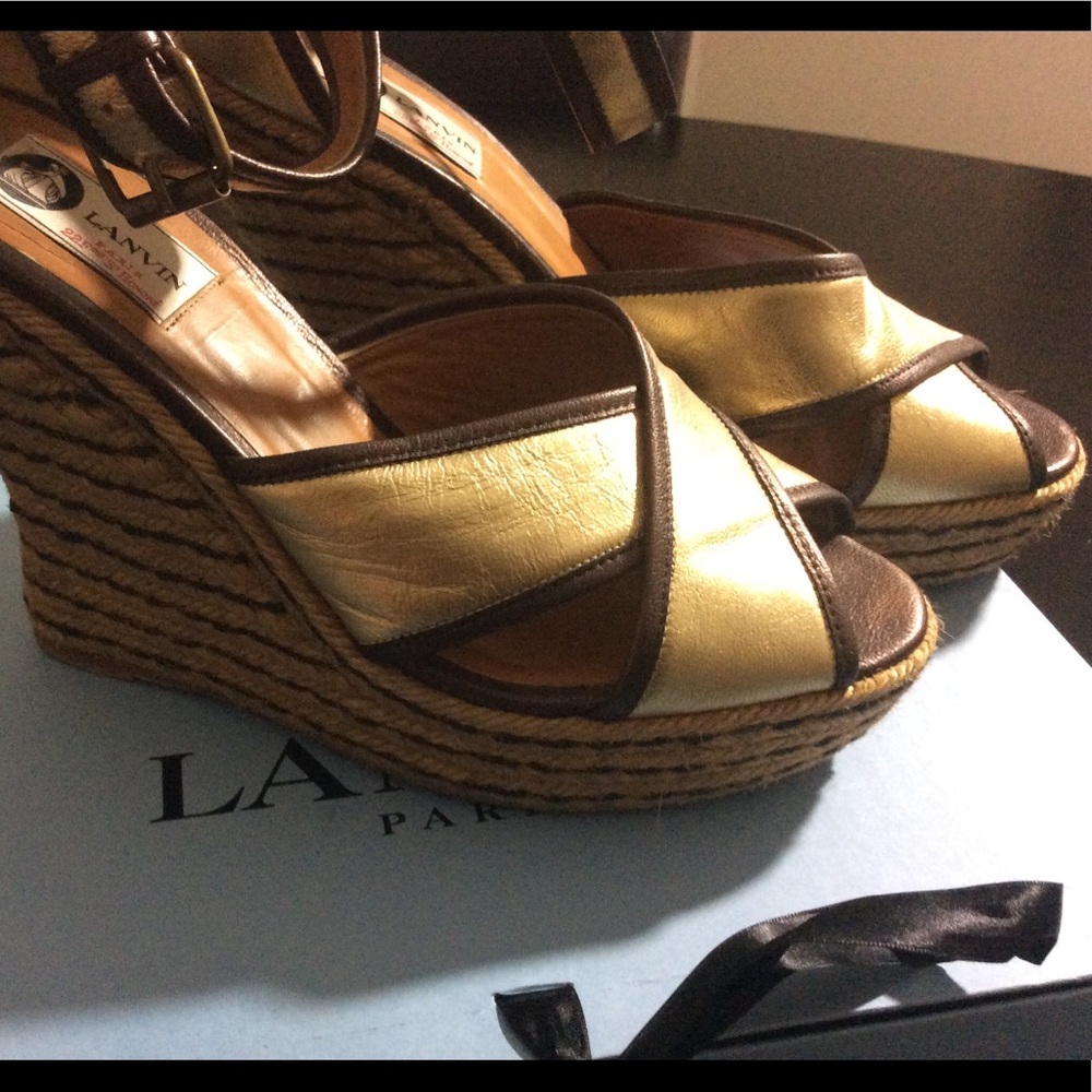 Lanvin wedge sandal. Lanvin gold/bronze w/brown trim